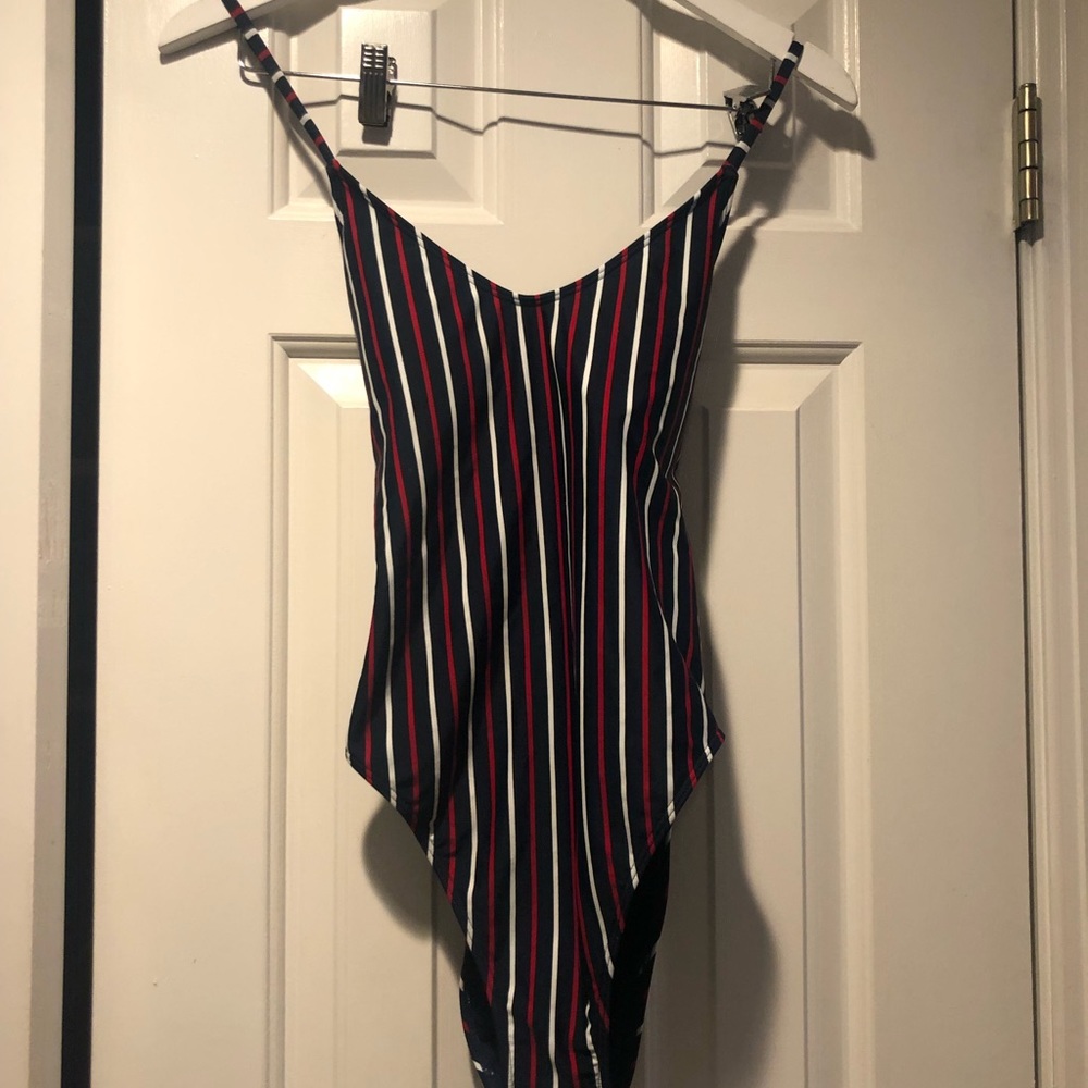 Hollister one piece bathing suit size S